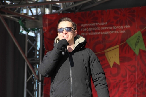 Уфимская Масленица прошла под девизом «Приглашаем встречать весну всей семьей»